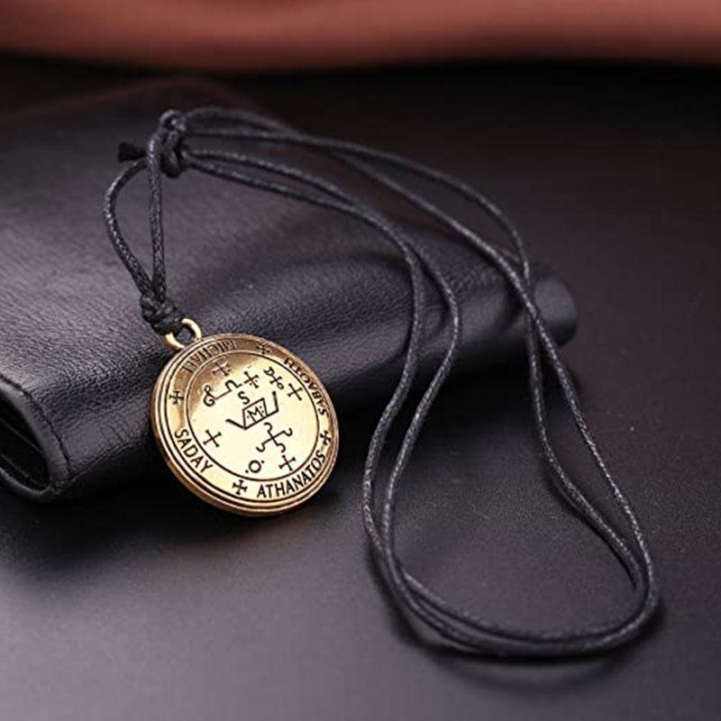 Collier de protection avec amulette du sceau de l'archange Michel