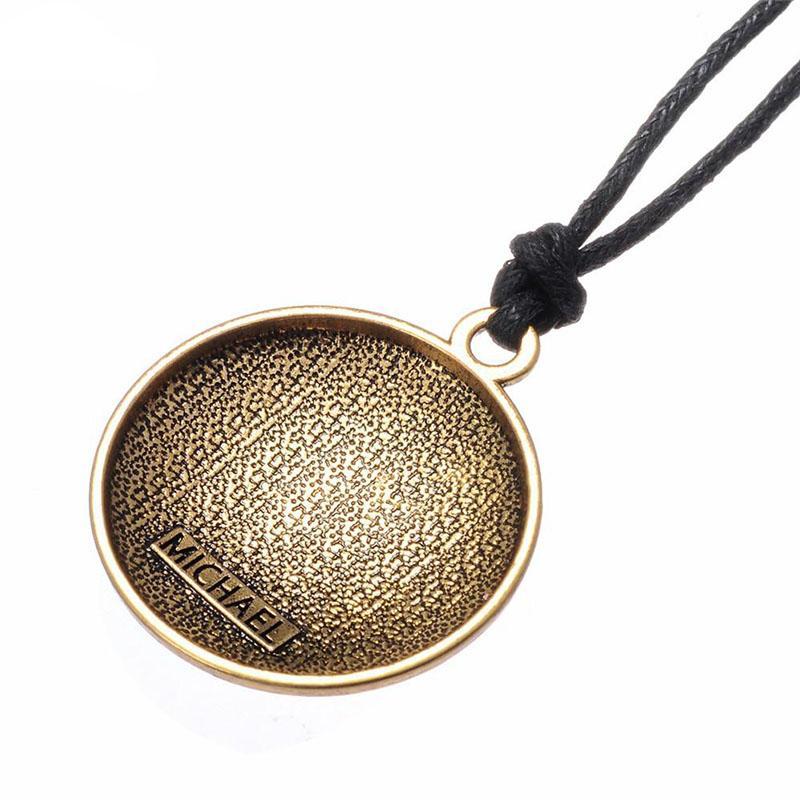 Collier de protection avec amulette du sceau de l'archange Michel