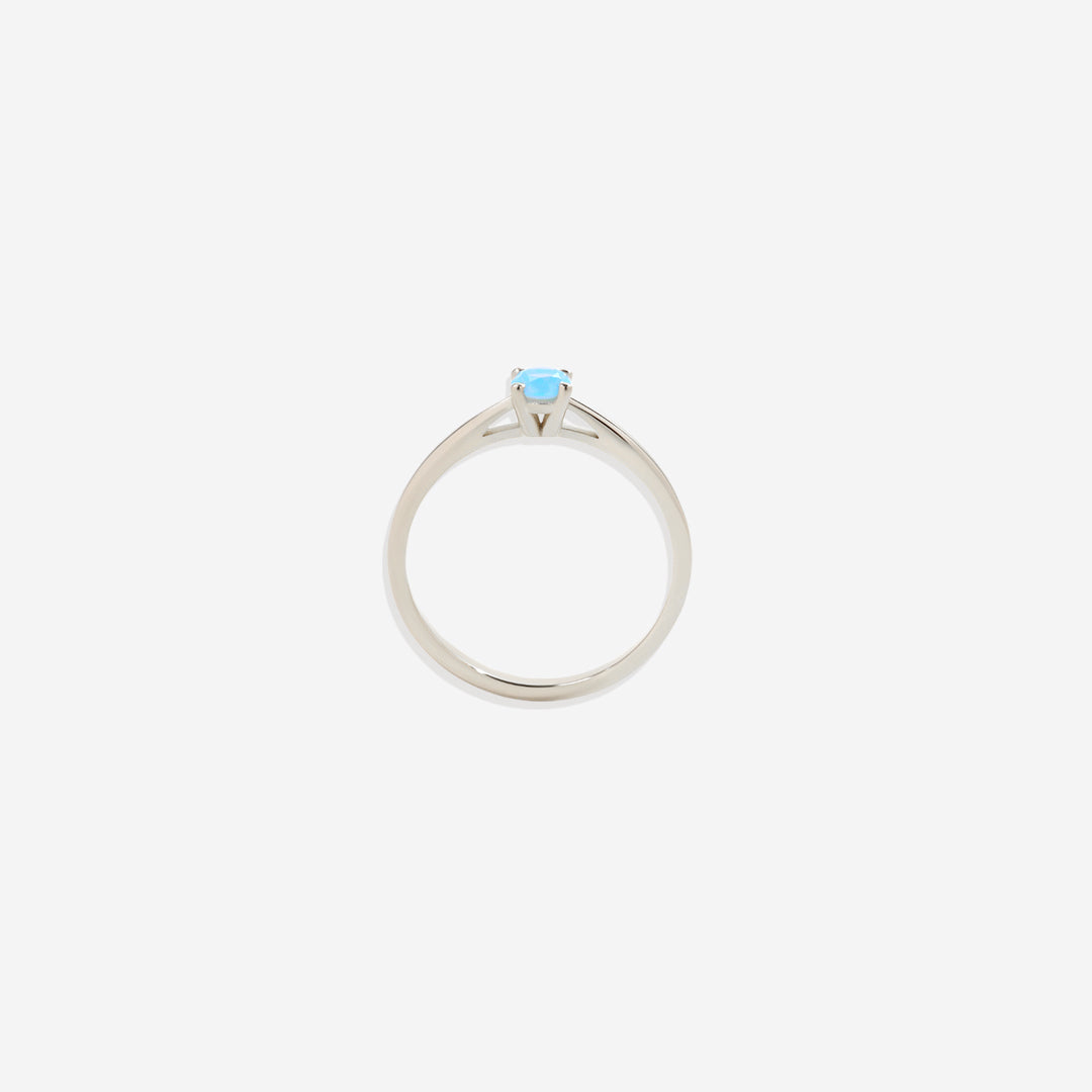 Bague solitaire en opale