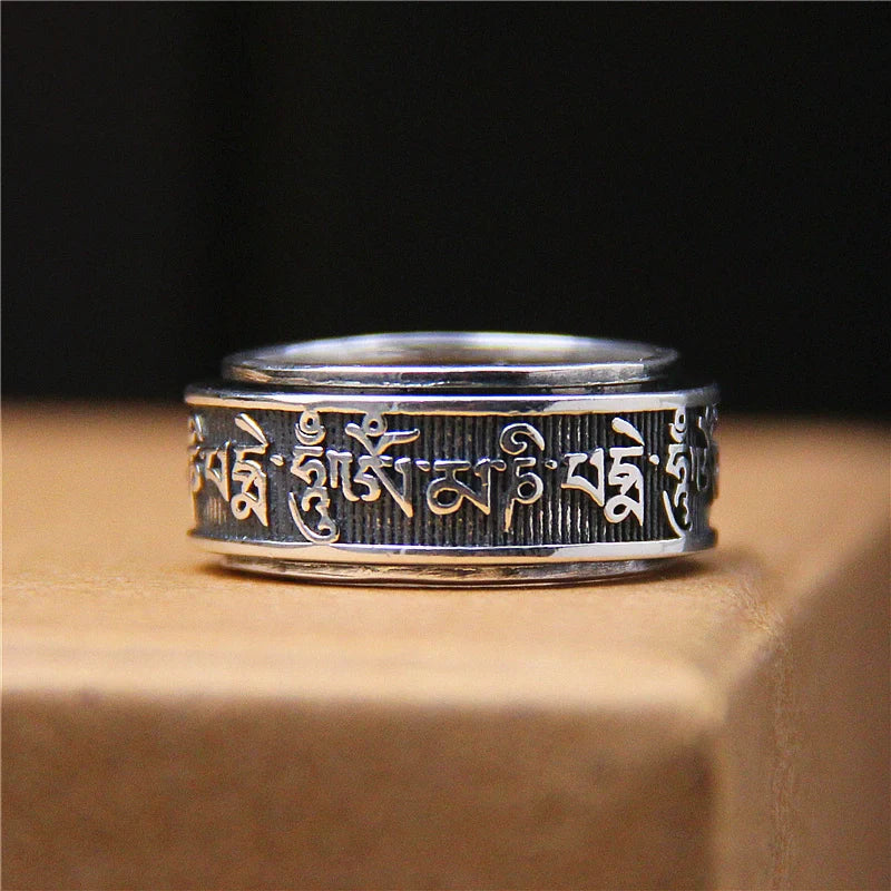 Bague rotative en argent sterling avec mantra à six caractères tibétain sanskrit