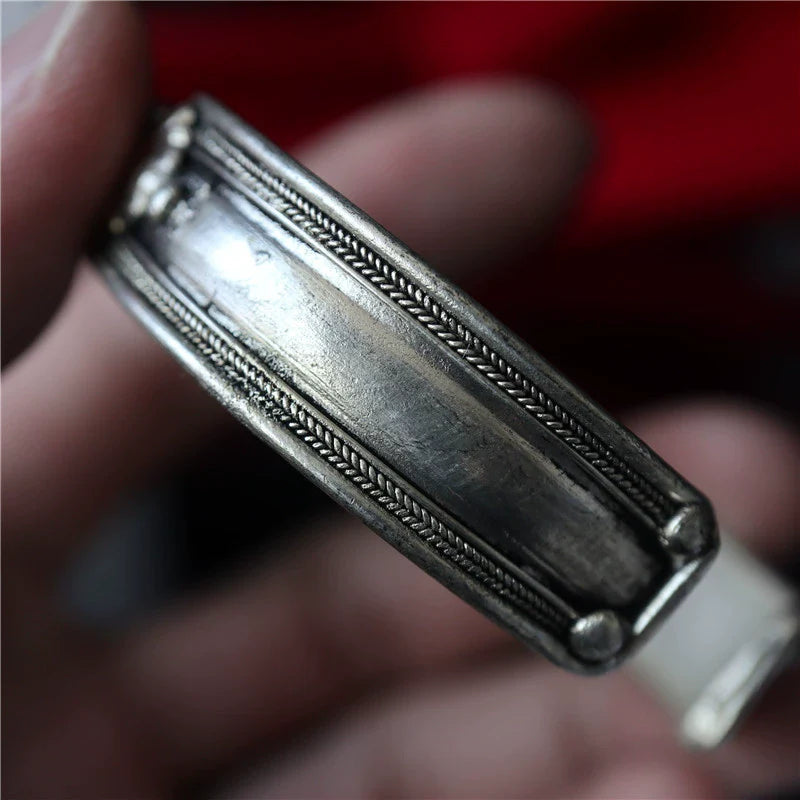 Bracelet népalais artisanal incrusté de turquoise