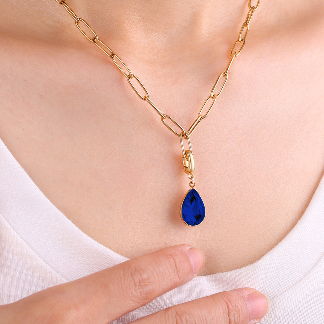 Collier trombone menthe et breloque pierre de naissance en forme de larme