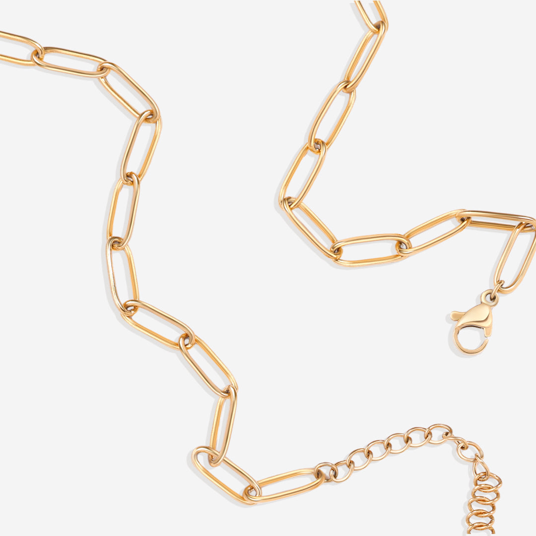 Collier trombone menthe et breloque pierre de naissance en forme de larme