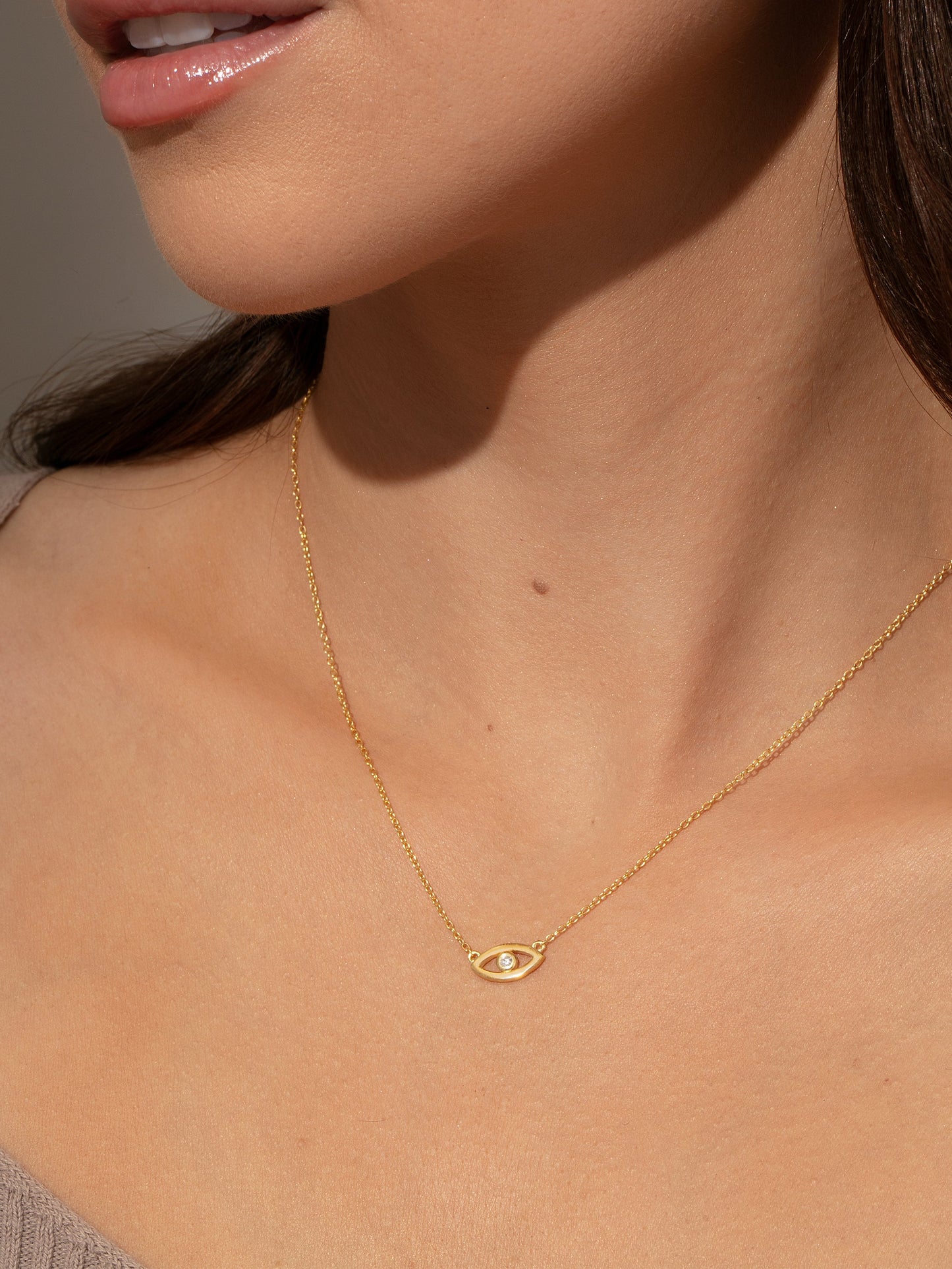 Collier en vermeil contre le mauvais œil