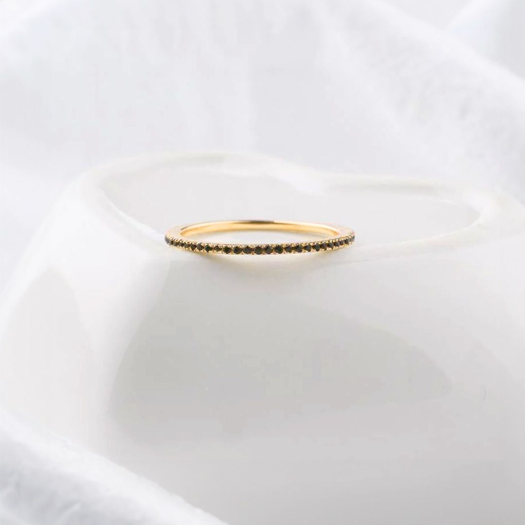 Bague d'éternité en diamant noir