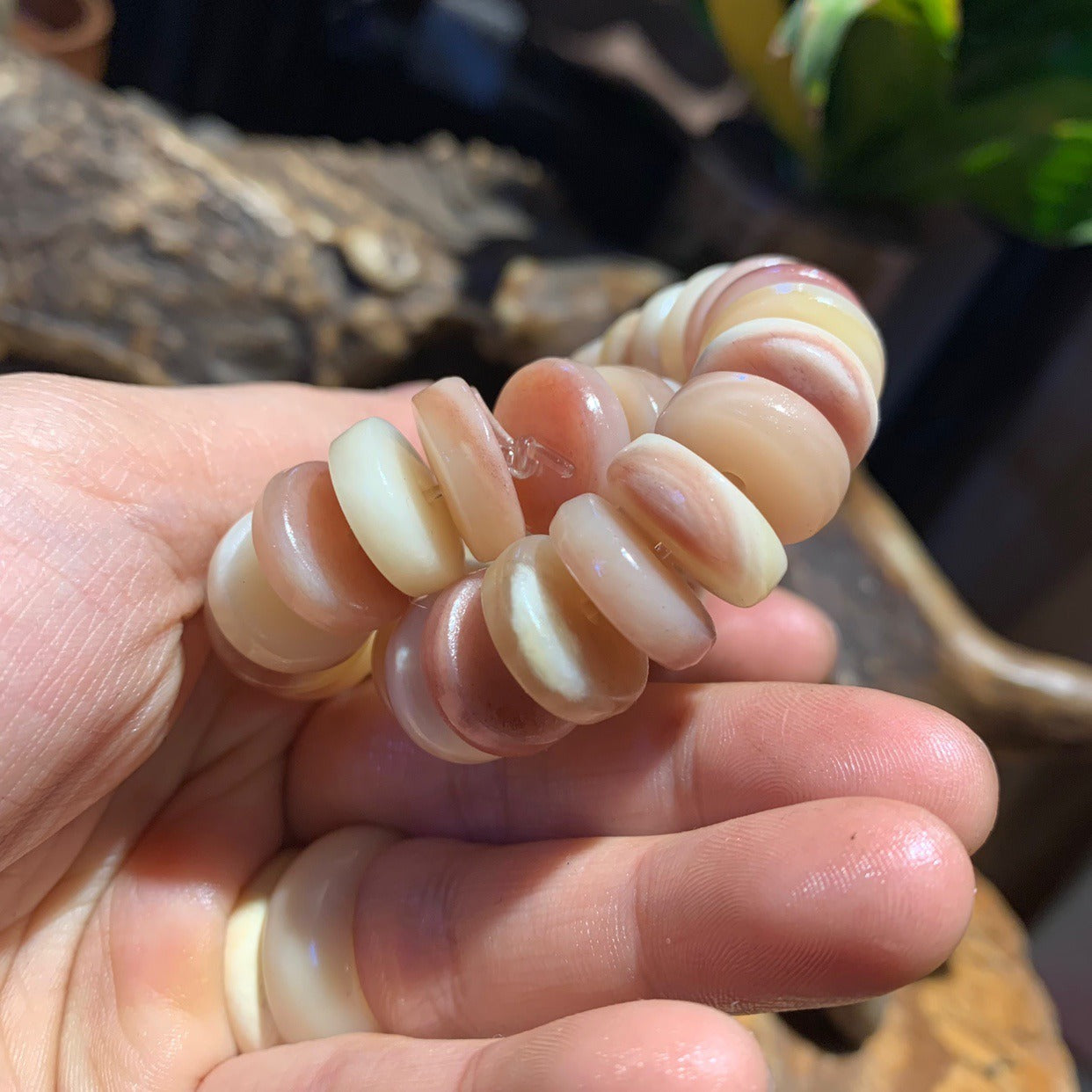 Large Camel Bone Flake Bracelet(14.5mm*5mm)