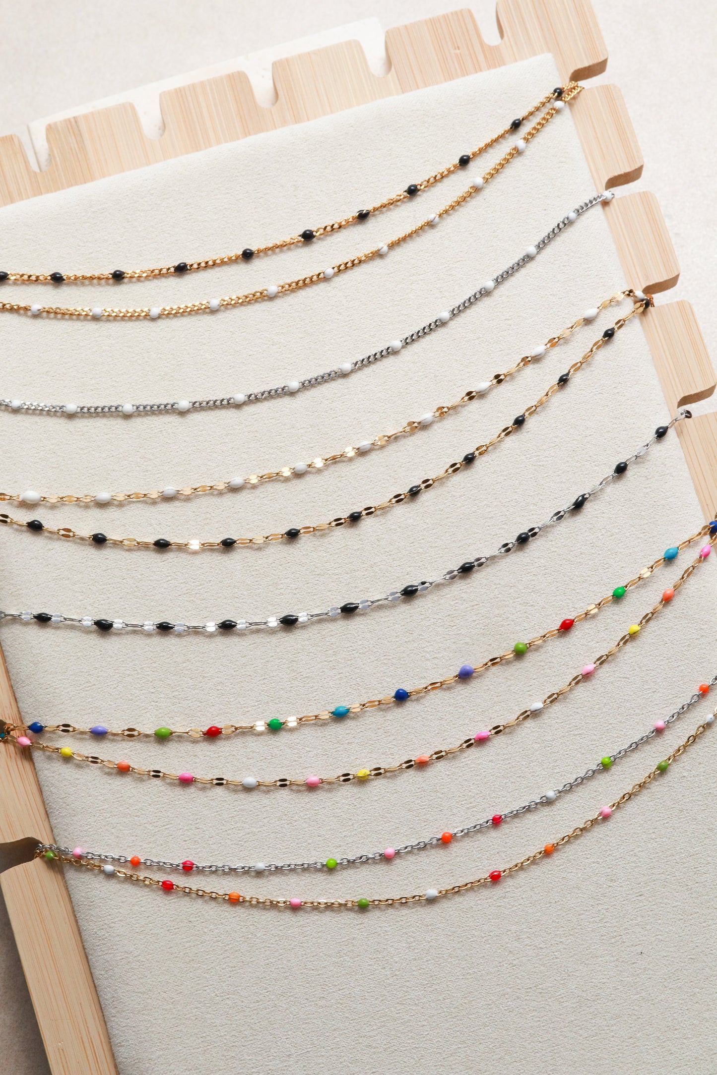 Chaîne en dentelle émaillée | Rose, violet