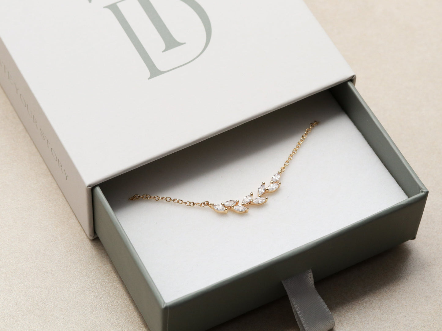 Collier de vigne en cristal