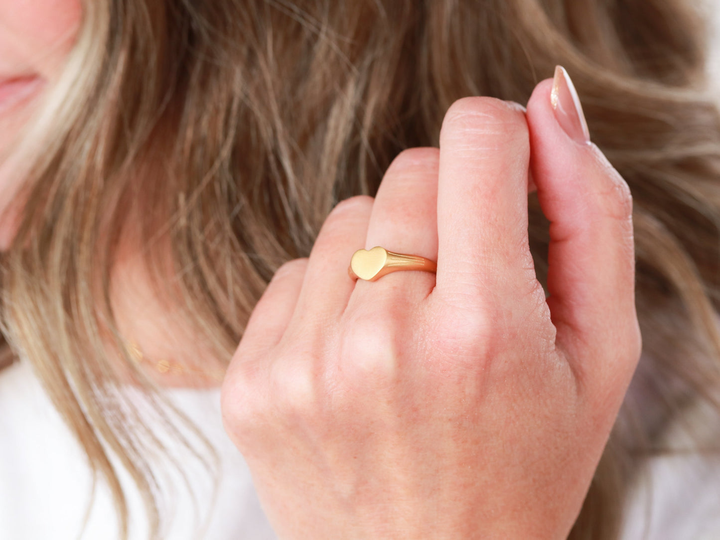 Bague chevalière en forme de cœur massif