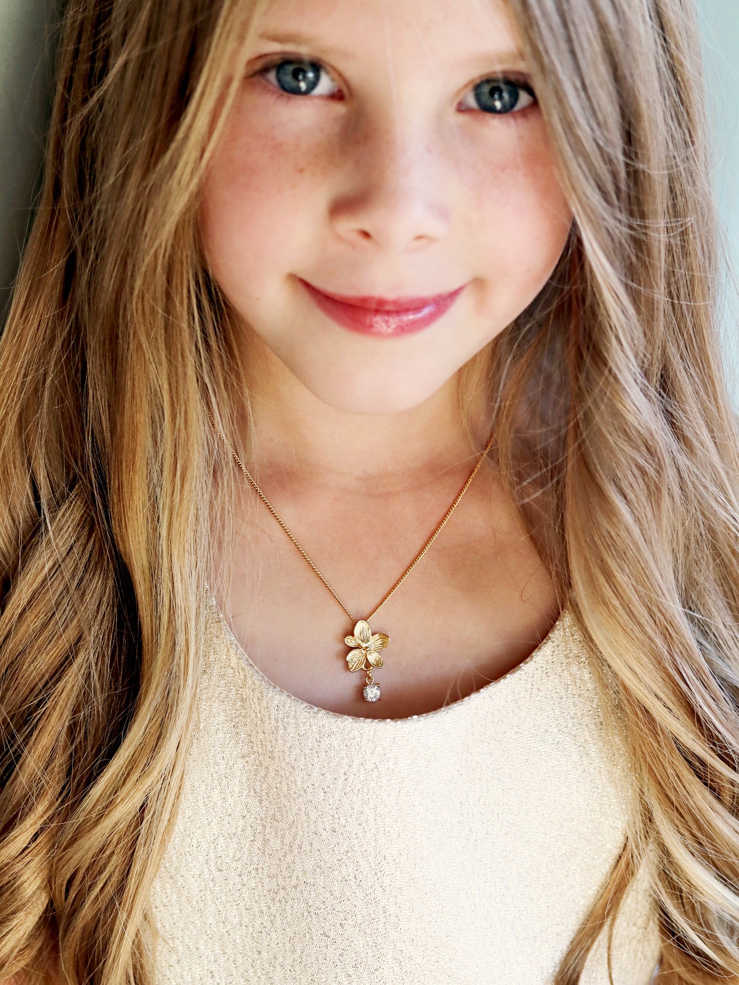 Collier Fleur + Pierre de Naissance pour Enfant