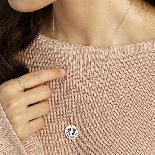 Collier personnalisé avec empreinte de main/pied, nom et date pour bébé