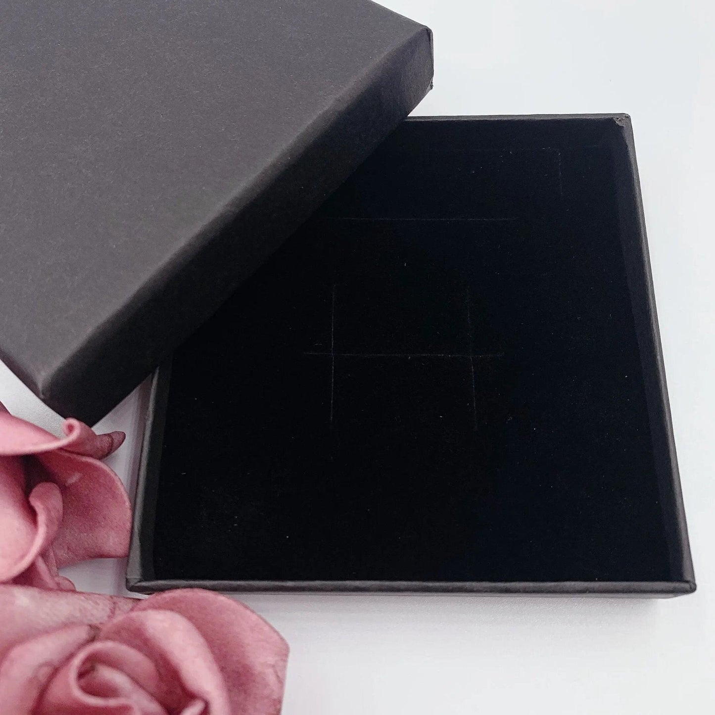 Collier personnalisé avec projection photo en forme de croix glacée