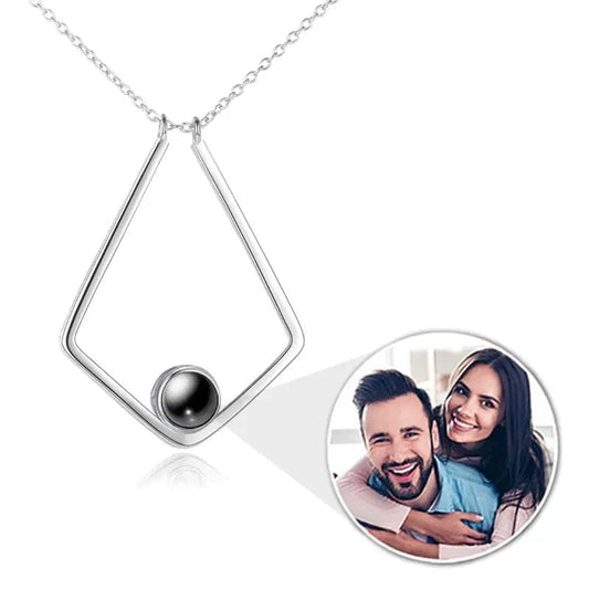 Collier pendentif polygone avec projection photo personnalisée