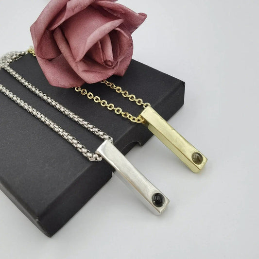 Collier rectangulaire avec projection photo personnalisée