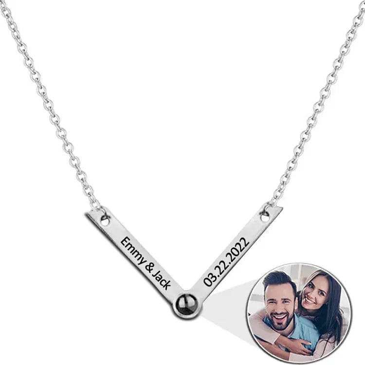 Collier pendentif en forme de V avec projection photo personnalisée