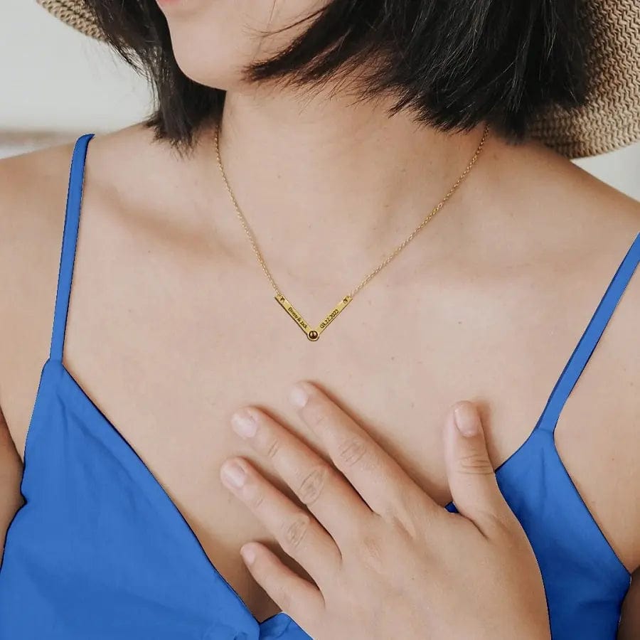 Collier pendentif en forme de V avec projection photo personnalisée