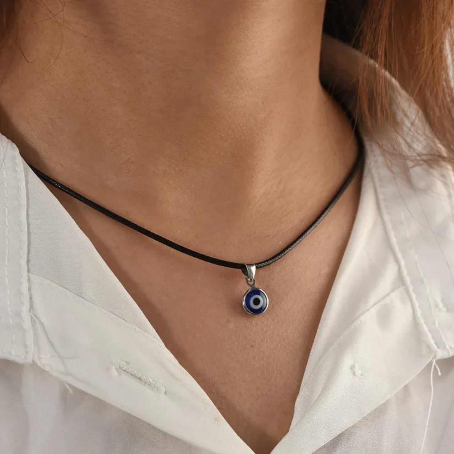 Collier tendance bleu turc contre le mauvais œil