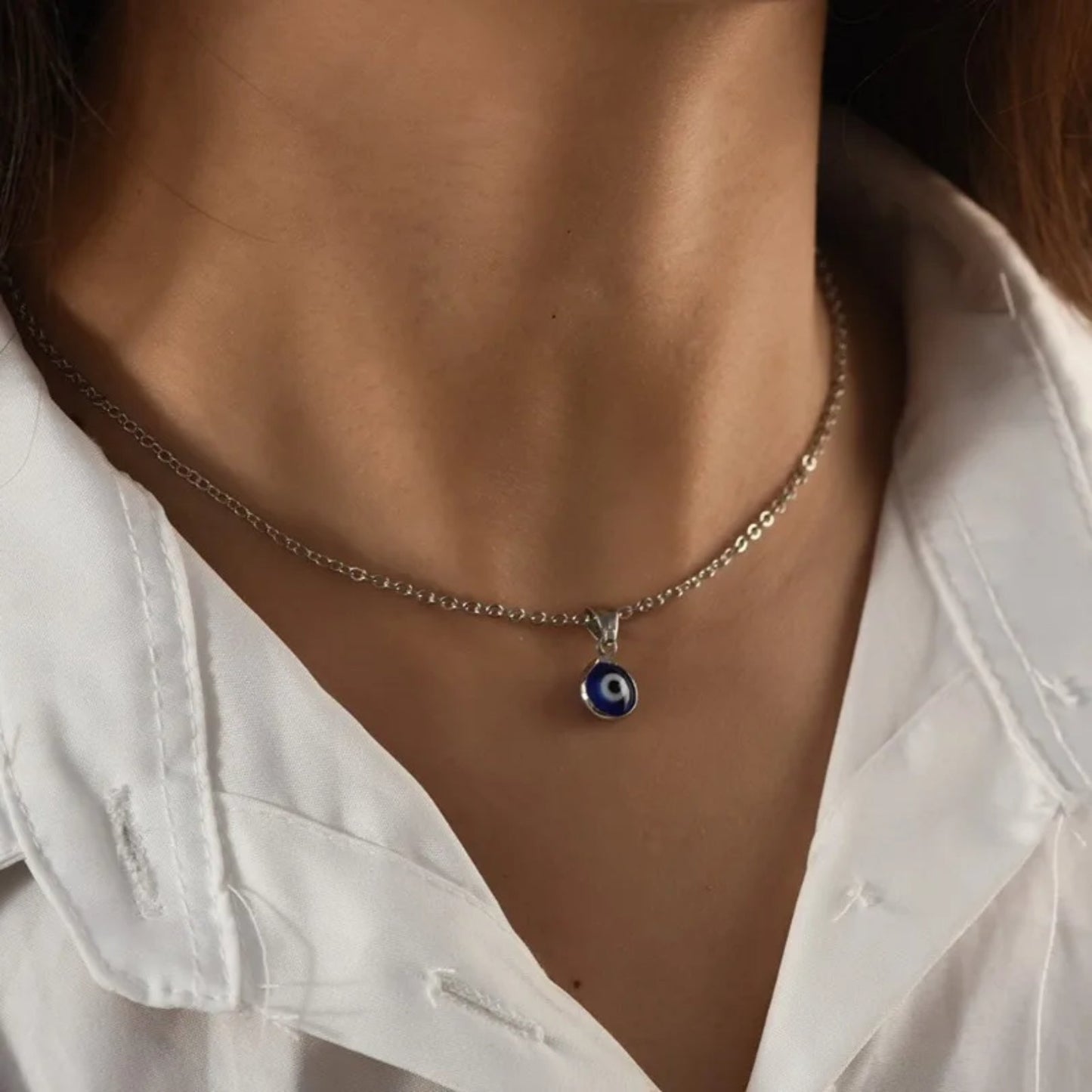 Collier tendance bleu turc contre le mauvais œil