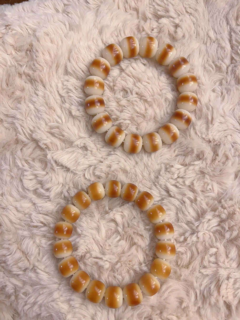 Bodhi-Armbänder der Serie „Holzkohle gebrannte“