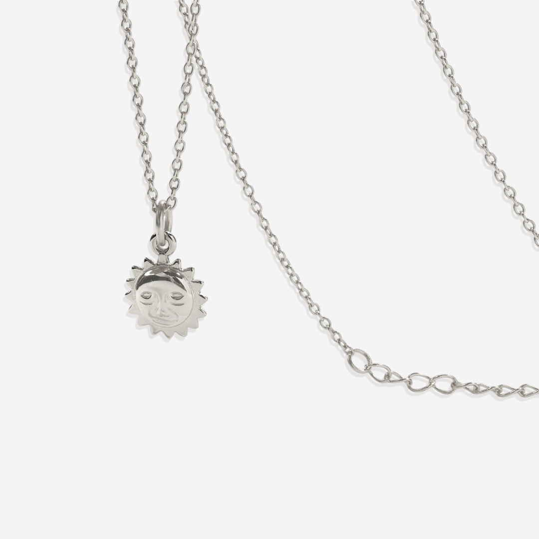 Collier pendentif breloque soleil