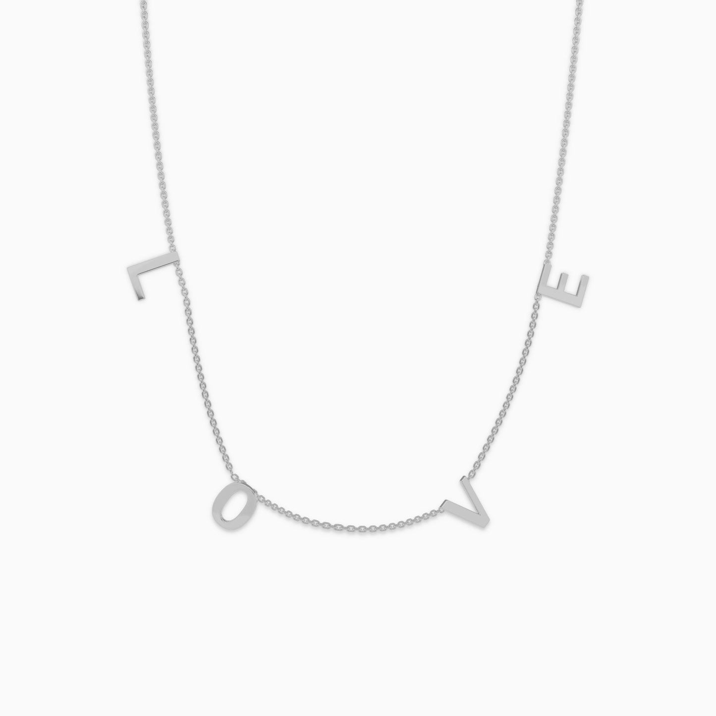Le collier lettre LOVE