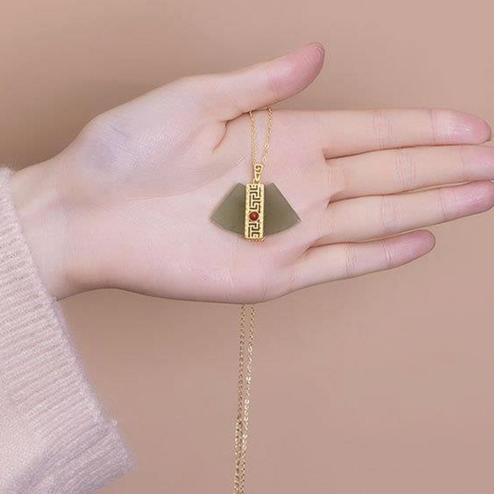 Collier de jade Amour et Chance