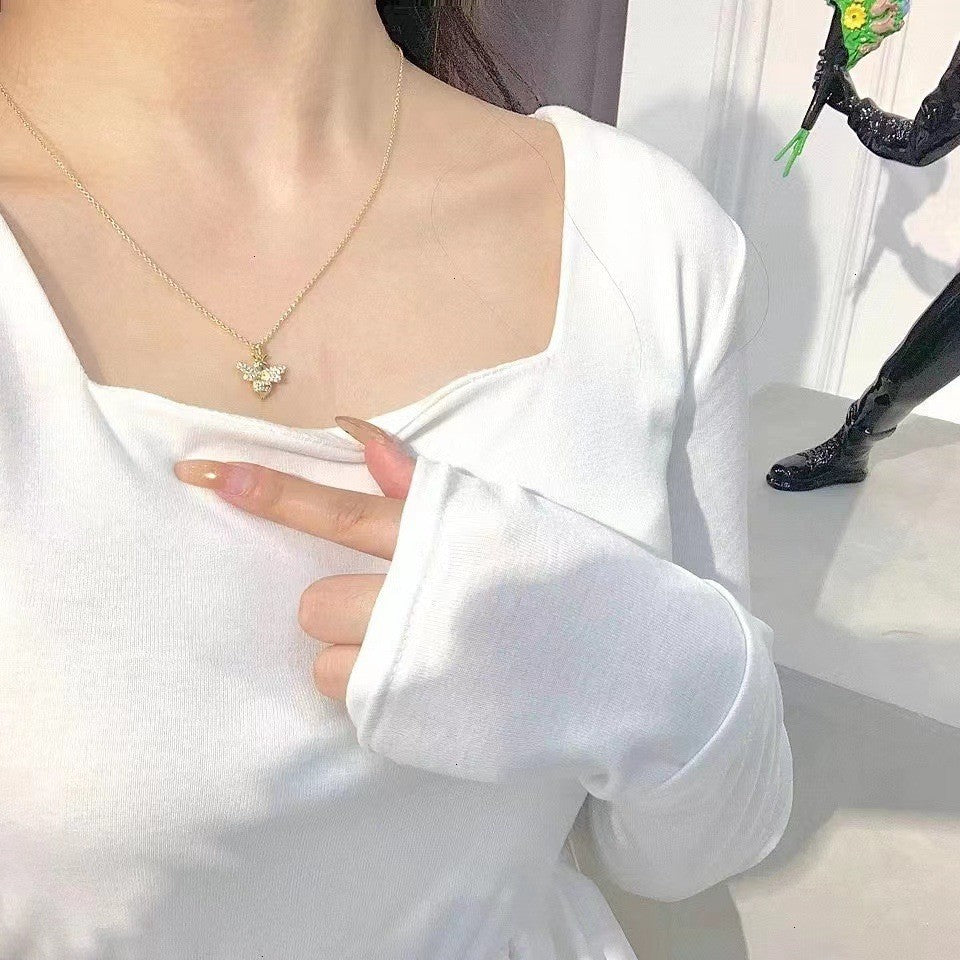 Collier abeille en diamant