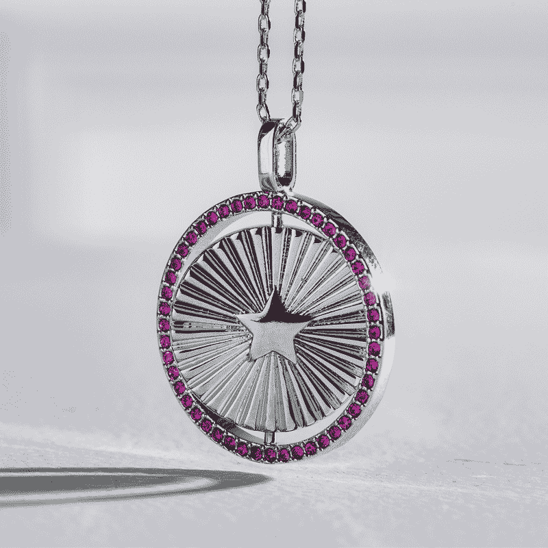 Collier Spin aux couleurs significatives