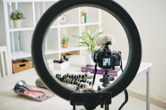 The Perfect Travel Gift: Light Stand for Ring Light
