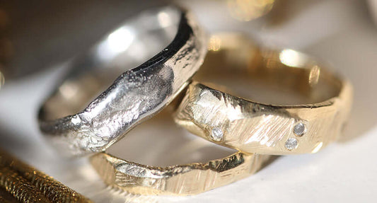 Craftsmanship in Men's Wedding Rings: Timeless Artistry Meets Personal Expression