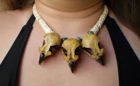 A Bone Necklace’s Elegance: Colors That Speak to the Soul