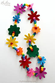 Aloha in Every Strand: The Artistry of Hawaiian Lei Necklaces