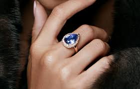Blue Sapphire Rings: Emotional Significance and Functional Elegance