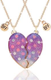 Celebrating Friendship: The Power of Best Friend Necklaces