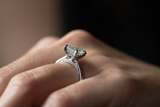 The Timeless Appeal of Cut Ring Diamond: A Classic Story