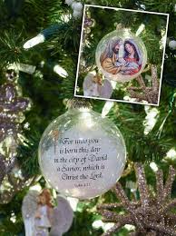 Personalized Photo Ornaments: A Journey Through Custom Trends