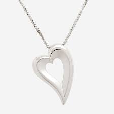 Silver Necklaces for Women: A Love Story in Every Piece
