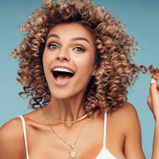 The Emotional Connection: A Necklace Made of Curly Hair
