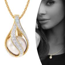 The Healing Power of Pearl Pendant Necklaces