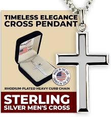The Heart of Faith: The Significance of Men's Cross Necklaces