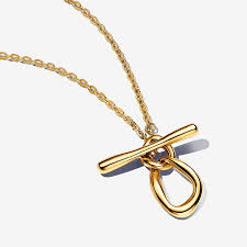 The Heartfelt Elegance of Pandora Gold Necklaces