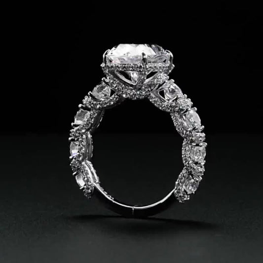 The Perfect Engagement Ring Shapes for Travel Enthusiasts