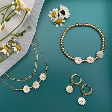 The Power of a Daisy Flower Necklace in Workplace Identity