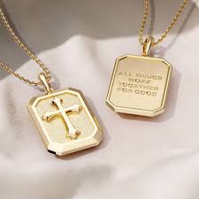 The Timeless Elegance of Gold Cross Necklaces in Business Bonds