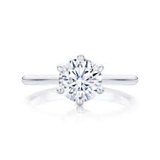 The Timeless Elegance of White Gold Rings in Jewelry Design