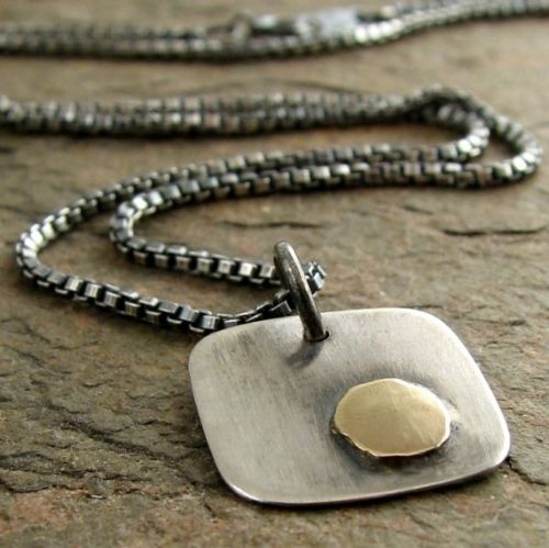 Timeless Confidence: The Appeal of Men's Sterling Silver Necklaces