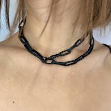 Timeless Elegance: The Story of Black Chain Necklaces