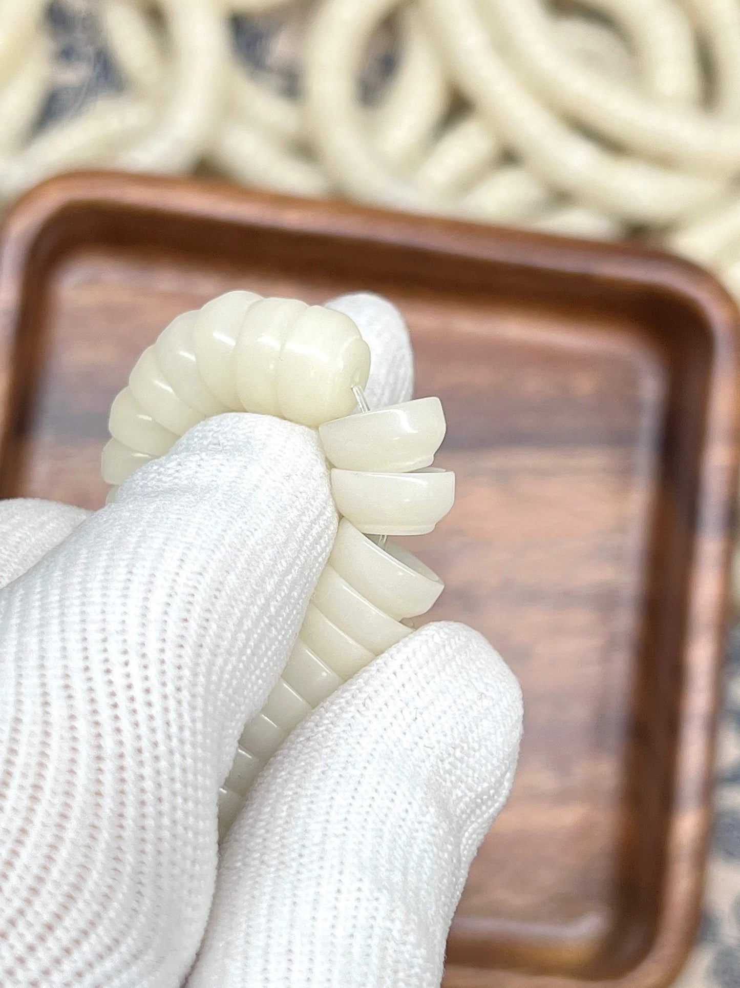 New White Bowl-Shaped Stress Relief Bodhi Bracelet