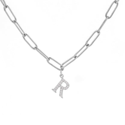 Collier pendentif lettre en diamant avec chaîne trombone