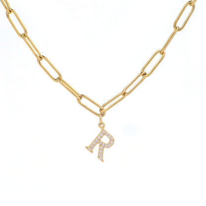Collier pendentif lettre en diamant avec chaîne trombone